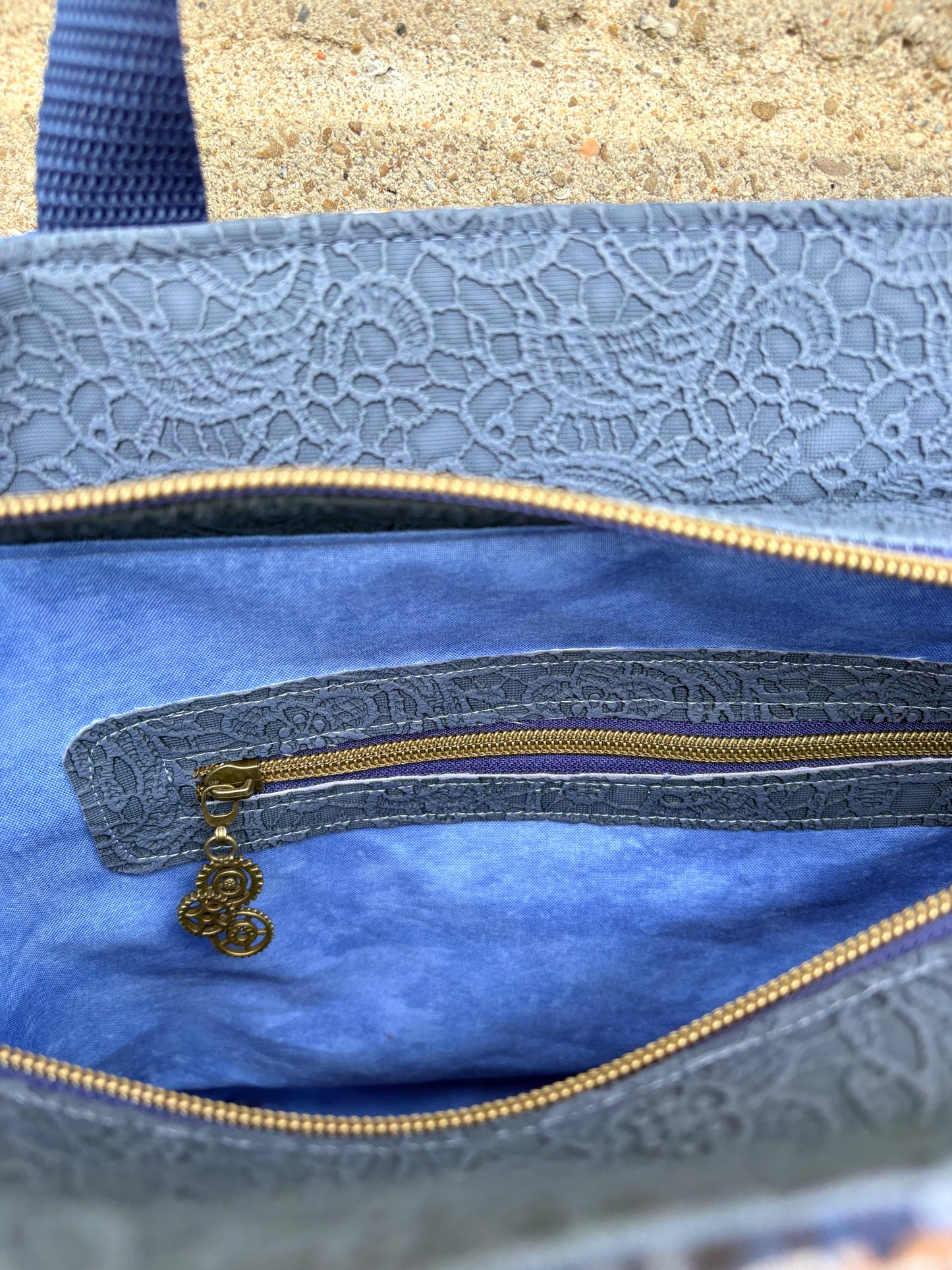 Zipped Up Tuesday - Blue Owl