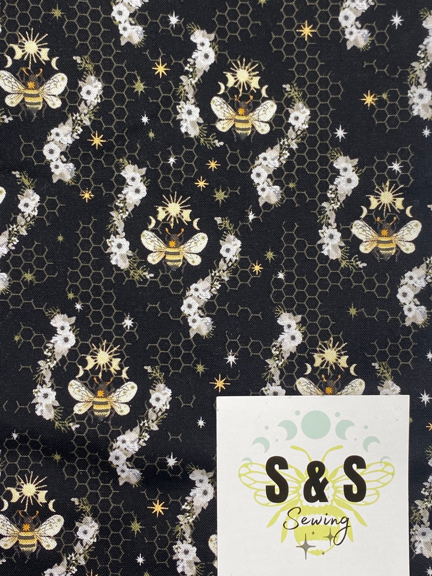 AI - Sunshine Daisy Bees