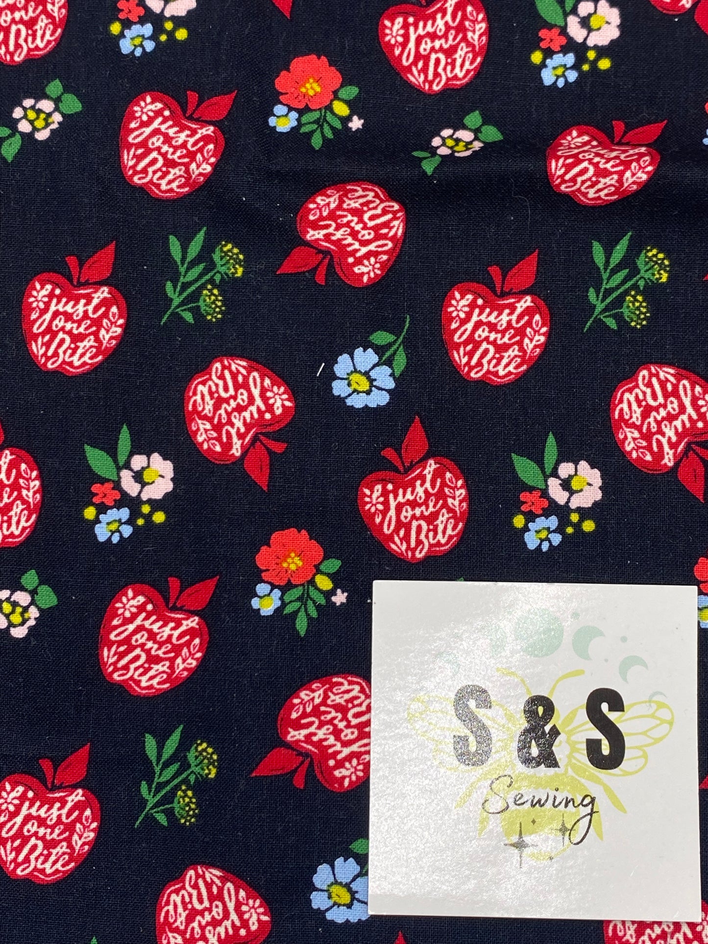 CM - Snow White - Just One Bite