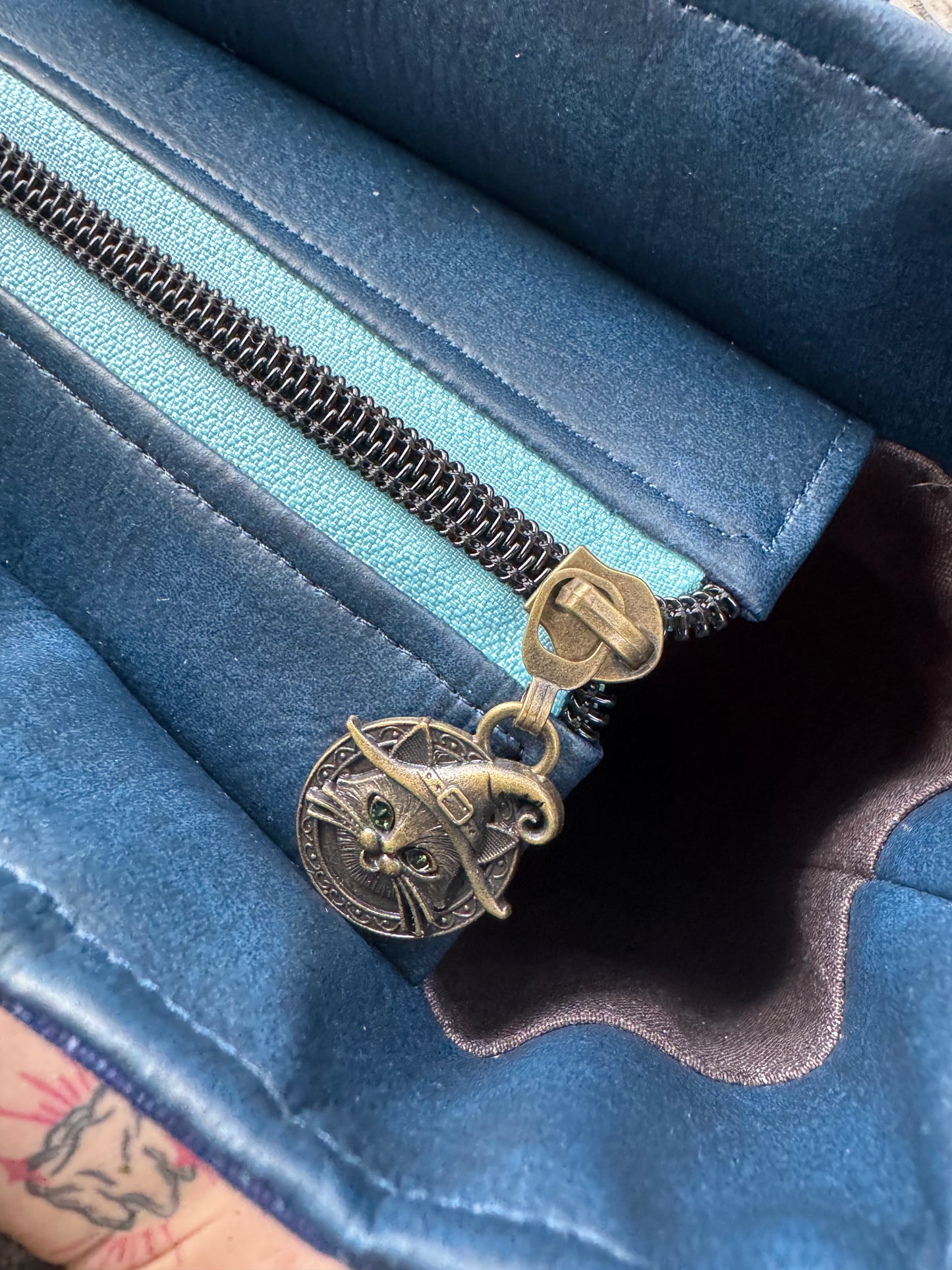 Zipped up Tuesday - Witchy Kitty