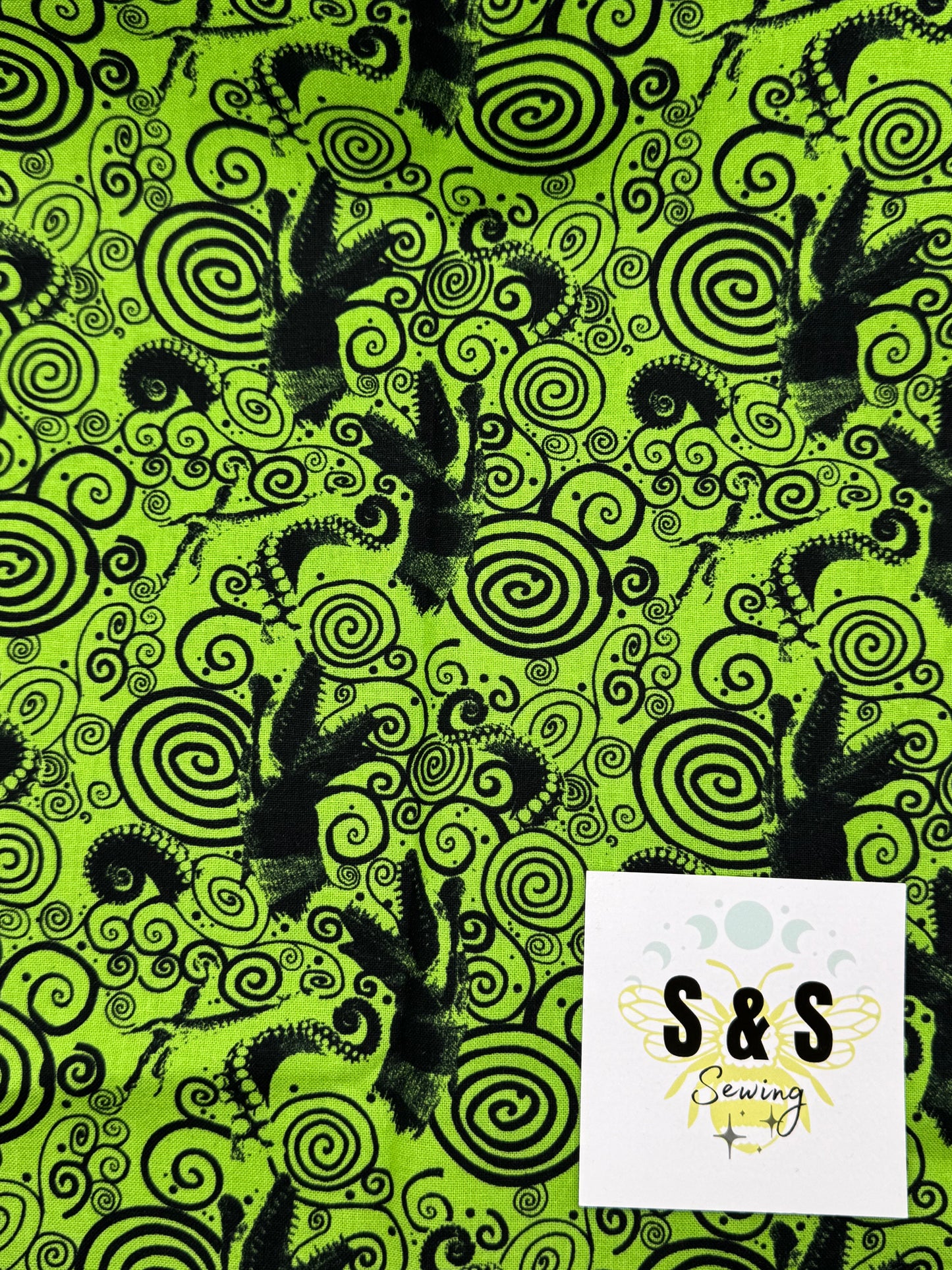 CM - Beetlejuice Swirl