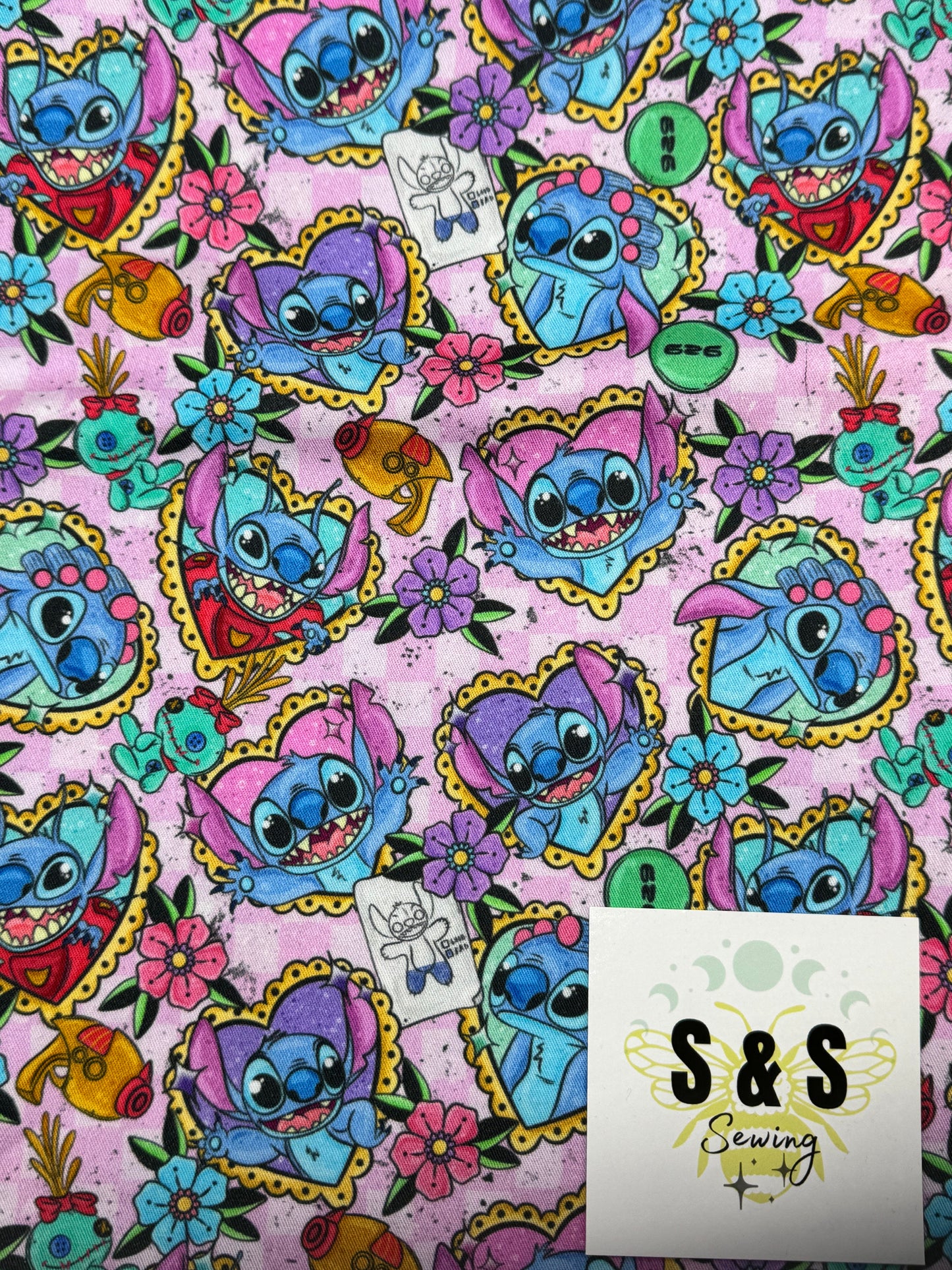 CM - Pink Stitch - Heart Frame